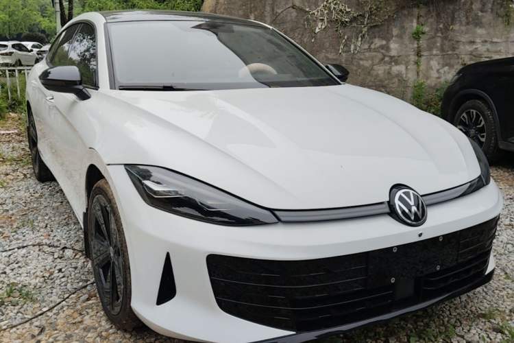 Used Volkswagen Lamando 2026 Lavida L GTS 380TSI Lingfeng Edition Front Right 45 Deg