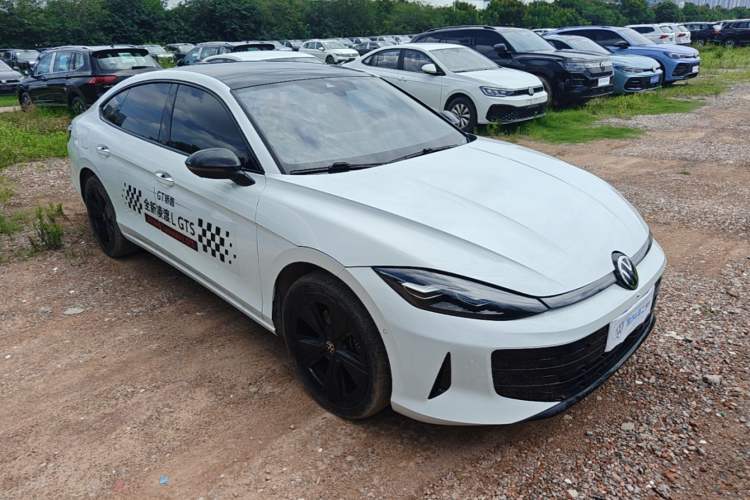 Used Volkswagen Lamando 2026 Lavida L GTS 380TSI Lingfeng Millionth Anniversary Edition Front Right 45 Deg