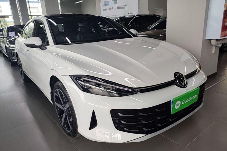 Used Volkswagen Lamando 2026 Lavida L 300TSI Lingfeng Edition Front Right 45 Deg