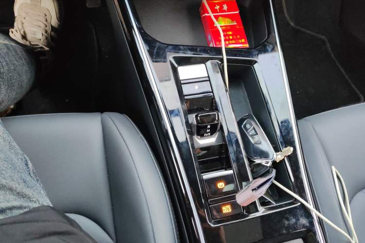 Used Volkswagen Lamando 2026 Lavida L 300TSI Lingfeng Edition Gear Lever