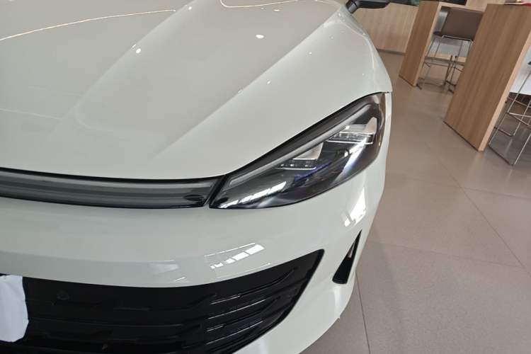 Used Volkswagen Lamando 2026 Lavida L GTS 380TSI Lingfeng Millionth Anniversary Edition Left Front Headlight