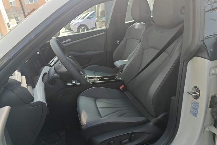 Used Volkswagen Lamando 2026 Lavida L GTS 380TSI Lingfeng Millionth Anniversary Edition Left Front Seat