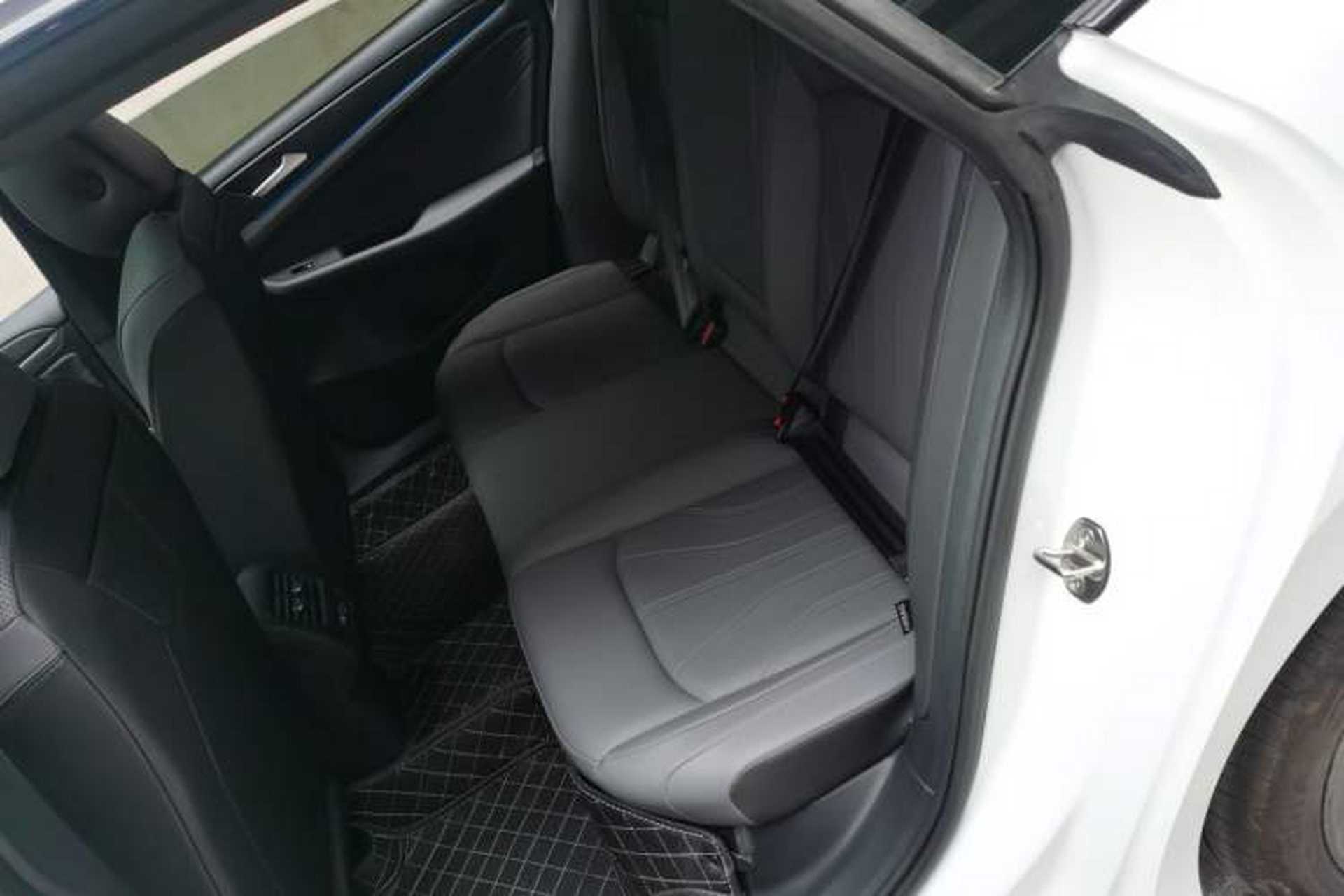 Used Volkswagen Lamando 2026 Lavida L GTS 380TSI Lingfeng Millionth Anniversary Edition Left Rear Seat