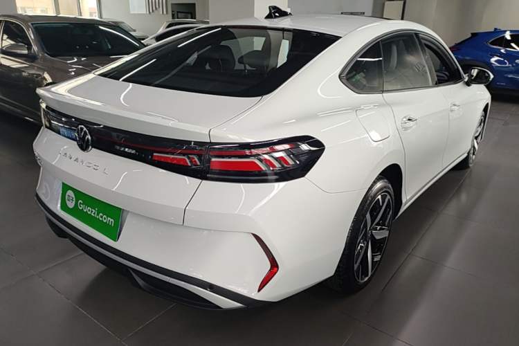 Used Volkswagen Lamando 2026 Lavida L 300TSI Lingfeng Edition Rear Right 45 Deg