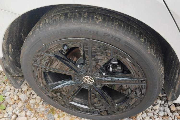 Used Volkswagen Lamando 2026 Lavida L GTS 380TSI Lingfeng Edition Right Rear Wheel Hub