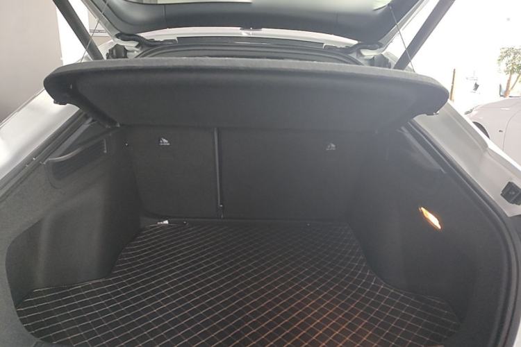 Used Volkswagen Lamando 2026 Lavida L 300TSI Lingfeng Edition Trunk