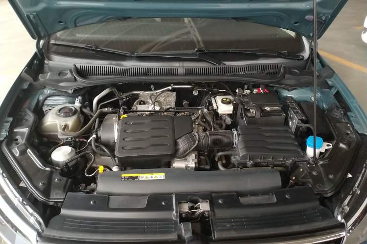 Used Volkswagen Lavida 2023 New Sharp 1.5L Automatic New Wish Edition Engine Bay