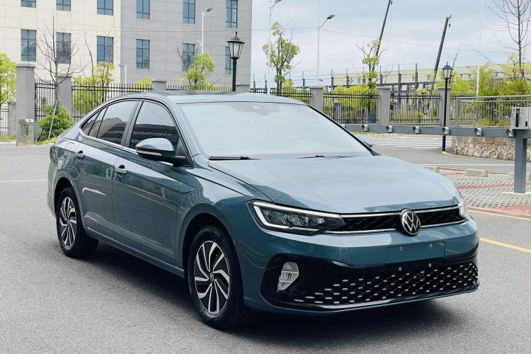Used Volkswagen Lavida 2023 New Sharp 1.5L Automatic New Wish Edition Exterior 3
