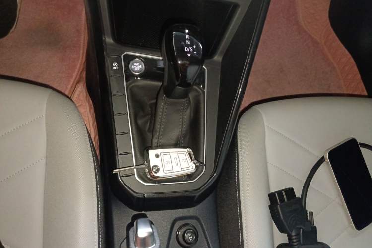 Used Volkswagen Lavida 2023 New Sharp 1.5L Automatic New Wish Edition Gear Lever