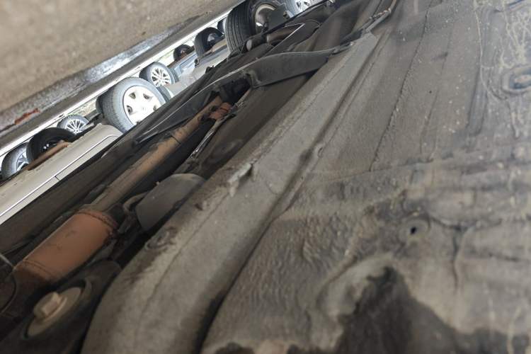 Used Volkswagen Lavida 2008 2.0L Manual Version – Pin Ya Edition Chassis Front Right