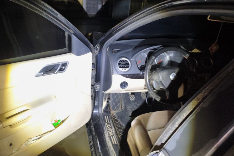 Used Volkswagen Lavida 2008 1.6L Manual Premium Edition Driver Seat