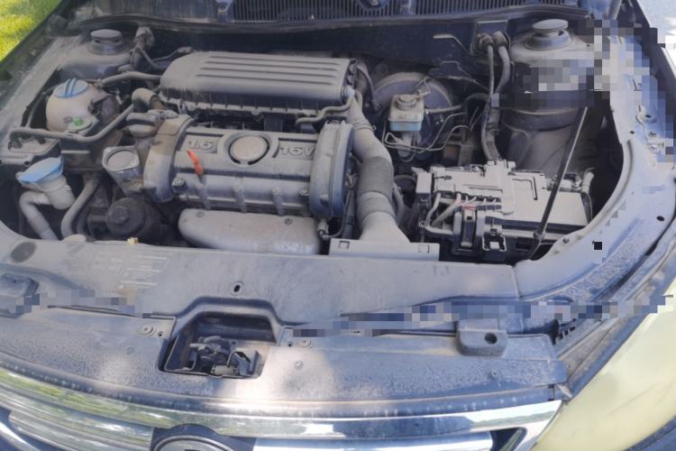 Used Volkswagen Lavida 2008 1.6L Manual Premium Edition Engine Bay