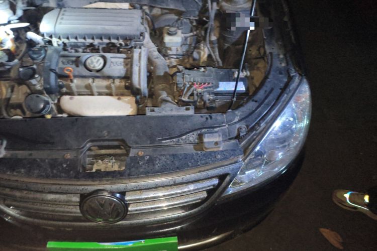 Used Volkswagen Lavida 2008 1.6L Manual Premium Edition Engine Bay Left