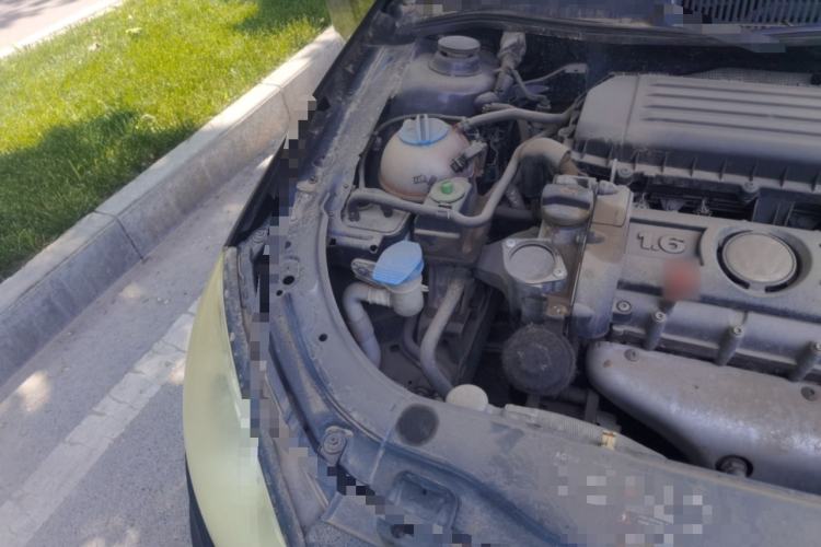 Used Volkswagen Lavida 2008 1.6L Manual Premium Edition Engine Bay Right