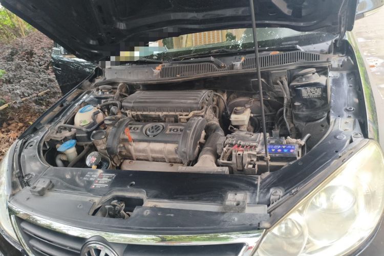 Used Volkswagen Lavida 2008 1.6L Manual Joyful Edition Engine Bay