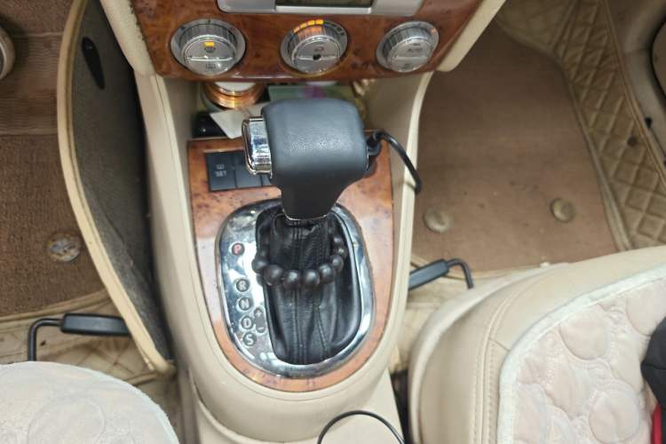 Used Volkswagen Lavida 2008 1.6L Automatic Pinxuan Edition Gear Lever
