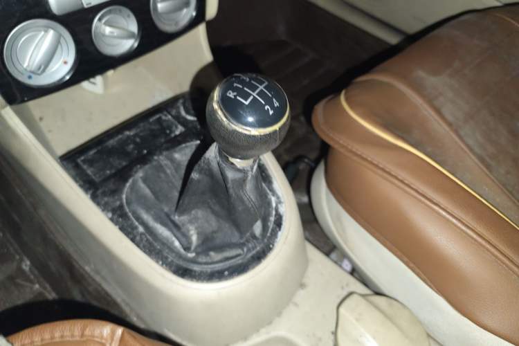 Used Volkswagen Lavida 2008 1.6L Manual Joyful Edition Gear Lever