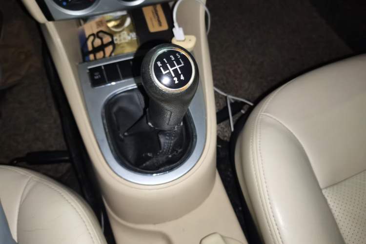 Used Volkswagen Lavida 2008 1.6L Manual Premium Edition Gear Lever