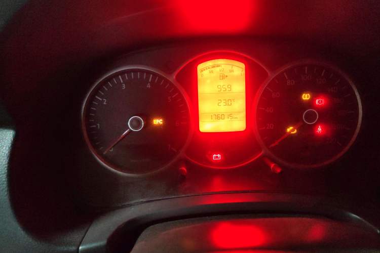 Used Volkswagen Lavida 2008 1.6L Manual Premium Edition Instrument Cluster