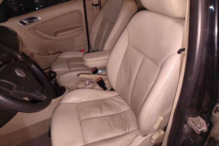 Used Volkswagen Lavida 2008 1.6L Manual Premium Edition Left Front Seat
