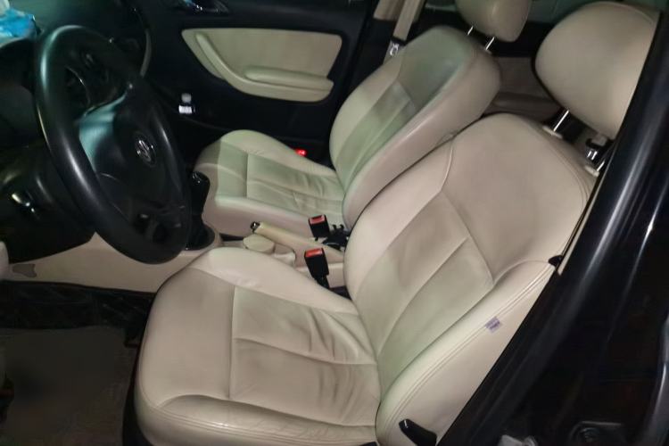 Used Volkswagen Lavida 2008 1.6L Manual Premium Edition Left Front Seat