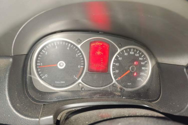 Used Volkswagen Lavida 2008 1.6L Manual Joyful Edition Odometer Close Up