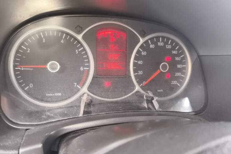 Used Volkswagen Lavida 2008 1.6L Manual Joyful Edition Odometer Close Up