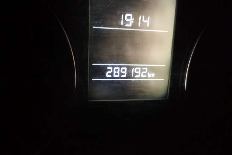 Used Volkswagen Lavida 2008 1.6L Manual Premium Edition Odometer Close Up