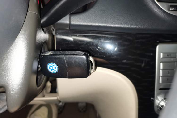 Used Volkswagen Lavida 2008 1.6L Automatic Joy Edition Vehicle Key