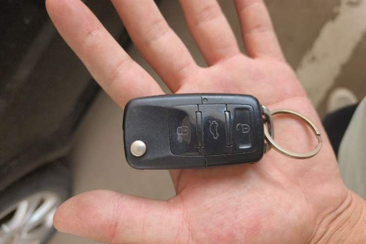Used Volkswagen Lavida 2008 1.6L Automatic Joy Edition Vehicle Key