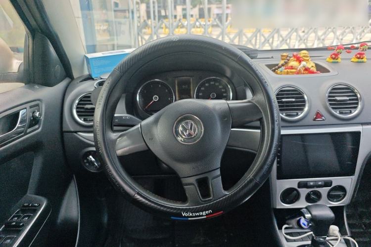 Used Volkswagen Lavida 2008 1.6L Automatic Prestige Edition Steering Wheel