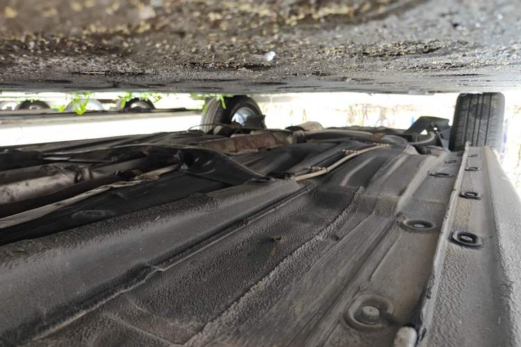 Used Volkswagen Lavida 2008 1.6L Automatic Prestige Edition Chassis Front Right