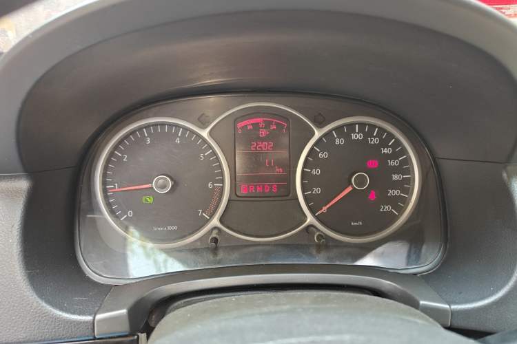 Used Volkswagen Lavida 2008 1.6L Automatic Prestige Edition Instrument Cluster