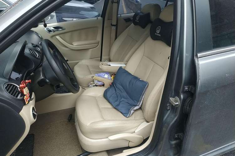 Used Volkswagen Lavida 2008 1.6L Manual Premium Edition Left Front Seat