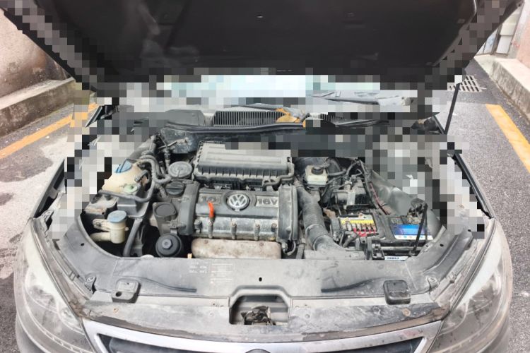 Used Volkswagen Lavida 2008 1.6L Manual Joyful Edition Engine Bay
