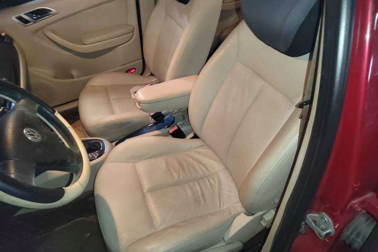 Used Volkswagen Lavida 2008 1.6L Automatic Prestige Edition Left Front Seat