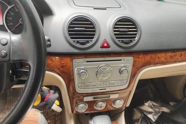 Used Volkswagen Lavida 2008 1.6L Automatic Pinxuan Edition Audio And AC Panel