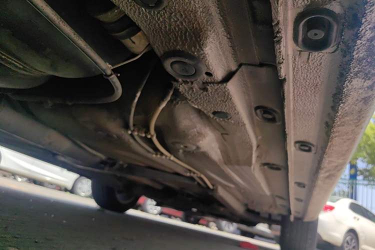 Used Volkswagen Lavida 2008 1.6L Manual Premium Edition Chassis Rear Right