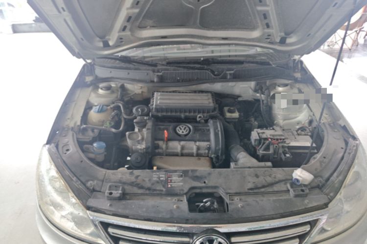 Used Volkswagen Lavida 2008 1.6L Automatic Prestige Edition Engine Bay