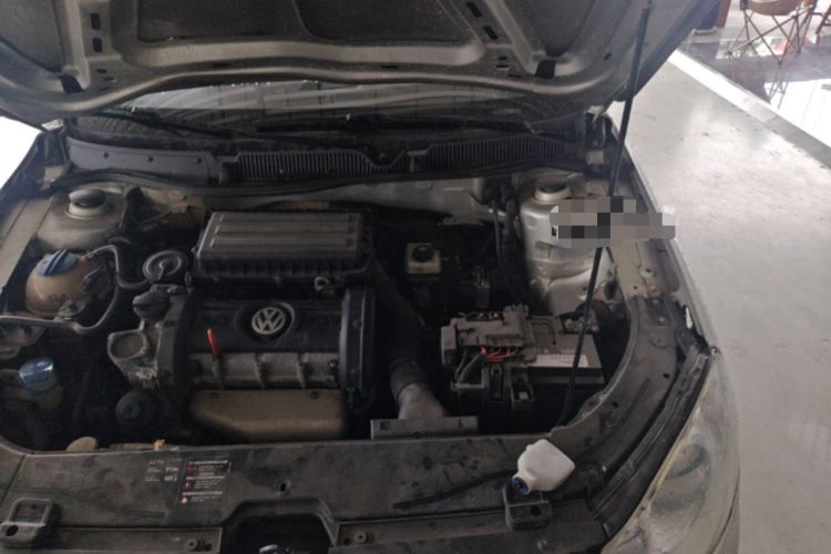 Used Volkswagen Lavida 2008 1.6L Automatic Prestige Edition Engine Bay Left