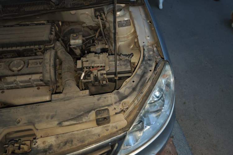 Used Volkswagen Lavida 2008 1.6L Manual Joyful Edition Engine Bay Left