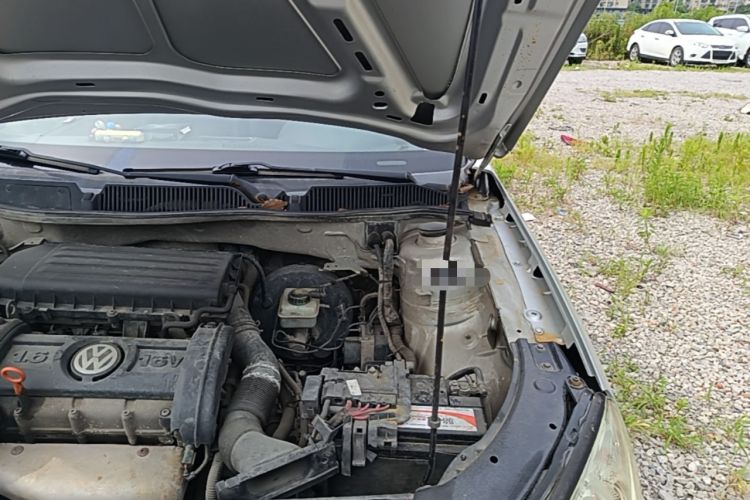 Used Volkswagen Lavida 2008 1.6L Automatic Prestige Edition Engine Bay Left