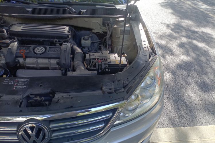 Used Volkswagen Lavida 2008 1.6L Manual Premium Edition Engine Bay Left