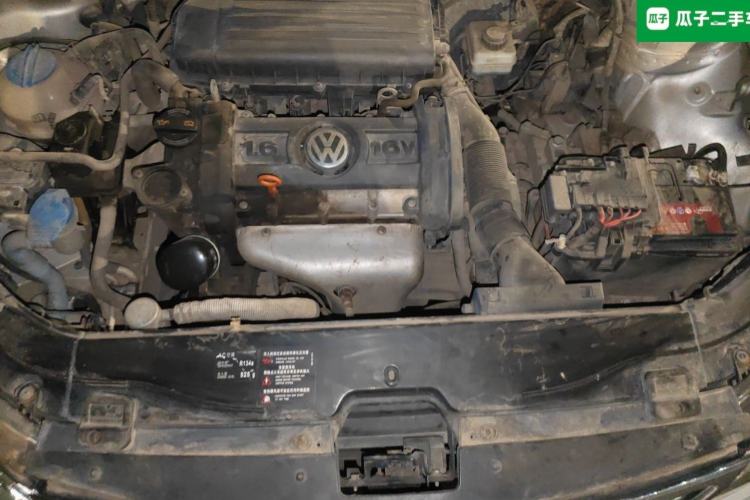Used Volkswagen Lavida 2008 1.6L Automatic Prestige Edition Engine Bay