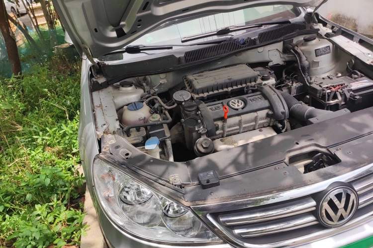 Used Volkswagen Lavida 2008 1.6L Automatic Pinxuan Edition Engine Bay Right