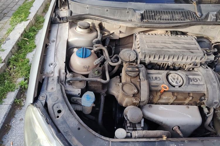 Used Volkswagen Lavida 2008 1.6L Automatic Joy Edition Engine Bay Right