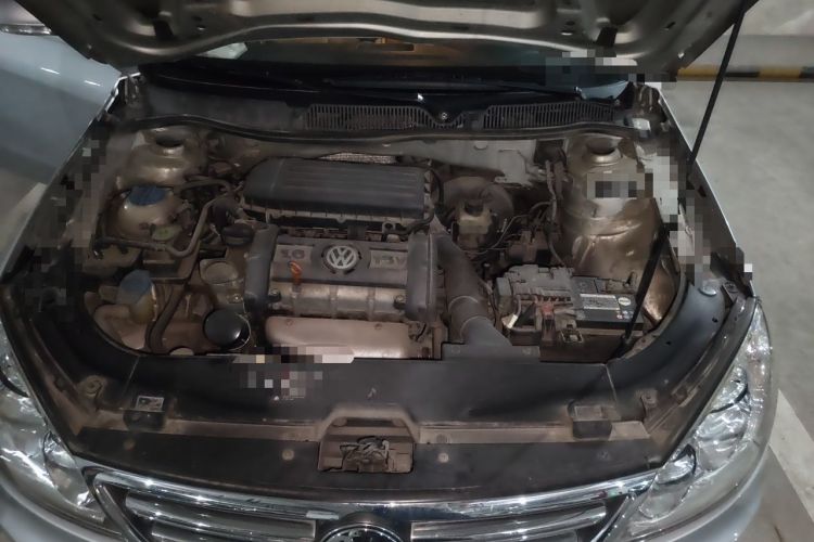 Used Volkswagen Lavida 2008 1.6L Automatic Prestige Edition Engine Bay