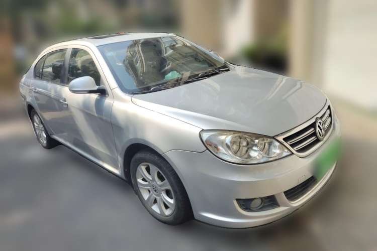 Used Volkswagen Lavida 2008 1.6L Manual Premium Edition Front Right 45 Deg