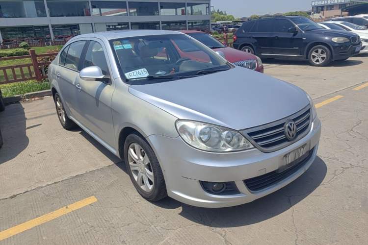 Used Volkswagen Lavida 2008 1.6L Manual Premium Edition Front Right 45 Deg