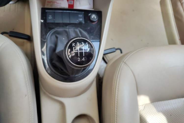 Used Volkswagen Lavida 2008 1.6L Manual Premium Edition Gear Lever
